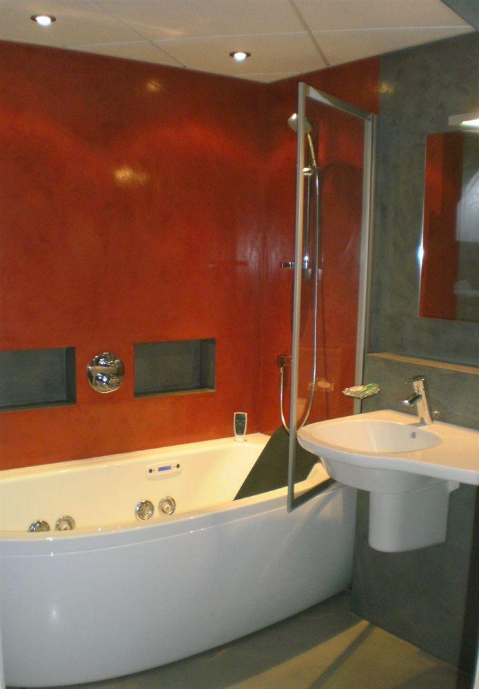 Cit'Hotel Saint-Pierre Viré Buitenkant foto